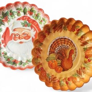 Vintage Plastic Trays Set of 2 Thanksgiving Turkey Santa Christmas Decor